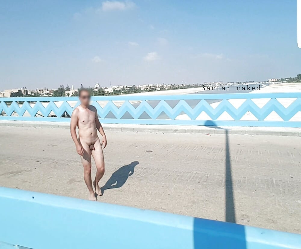3antar walking in public beach #3