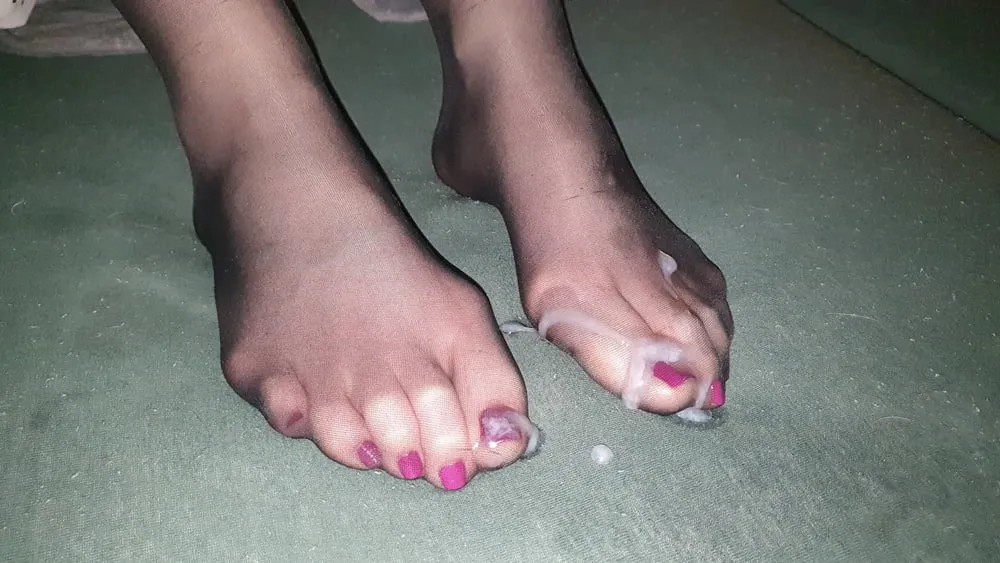 Purple Toenails Nylon Cum