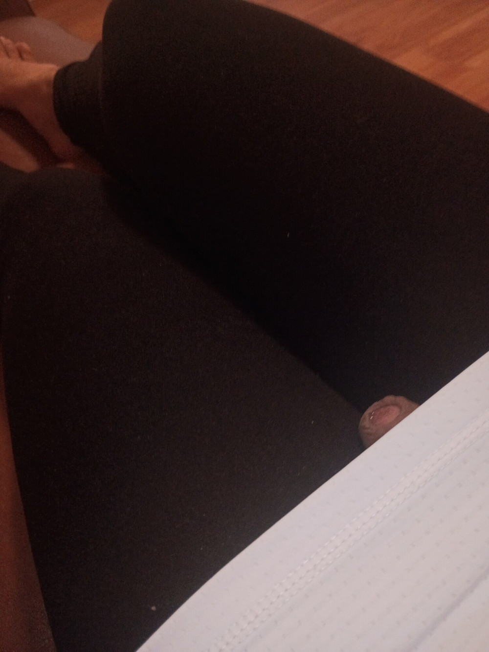 Linda mariquita trans con hermosas piernas 