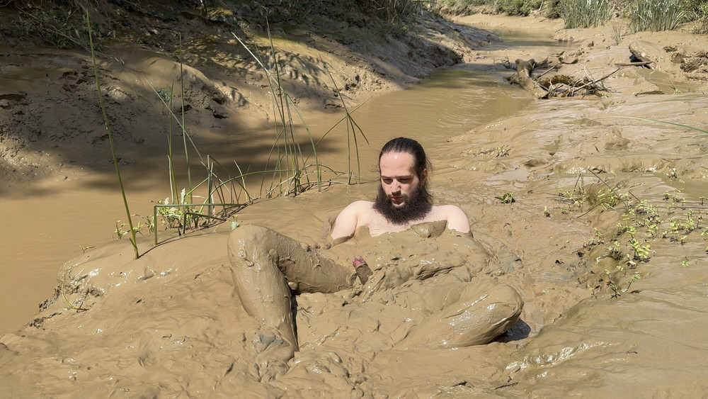 SHOT - MUD PIG IN HEAT #6