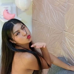 Your sexy maid 