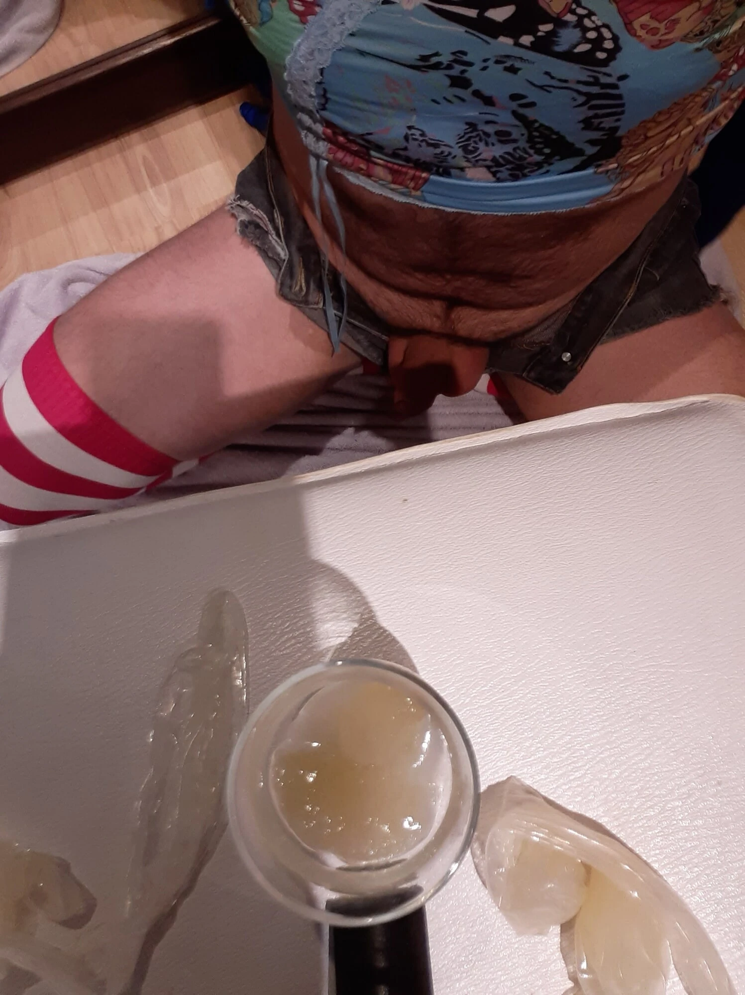 Sexy bitch eat own cum in condom