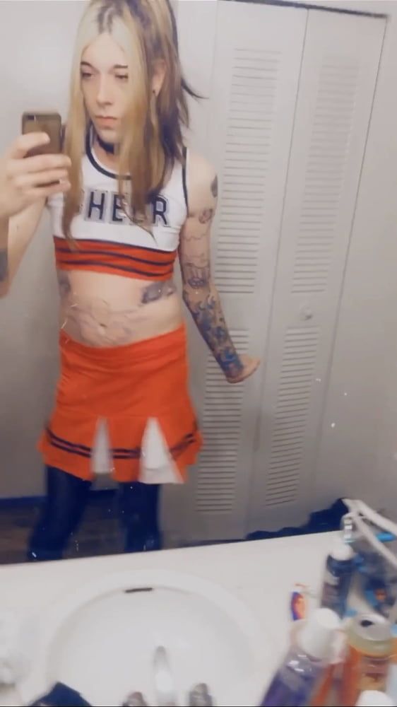 Sexy Cheerleader #36