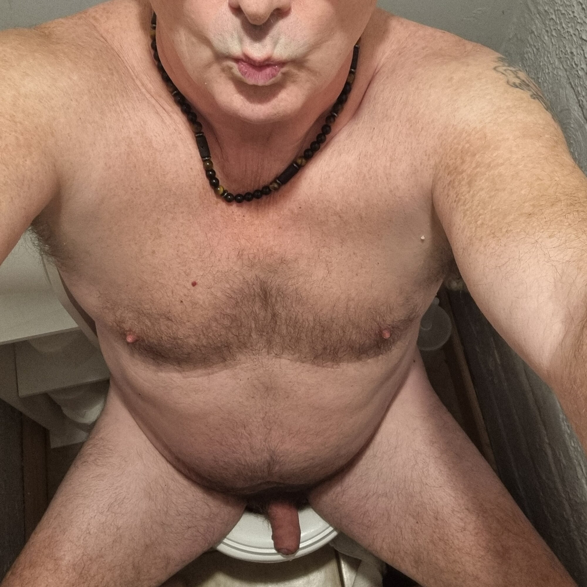 sissy sucking girlie