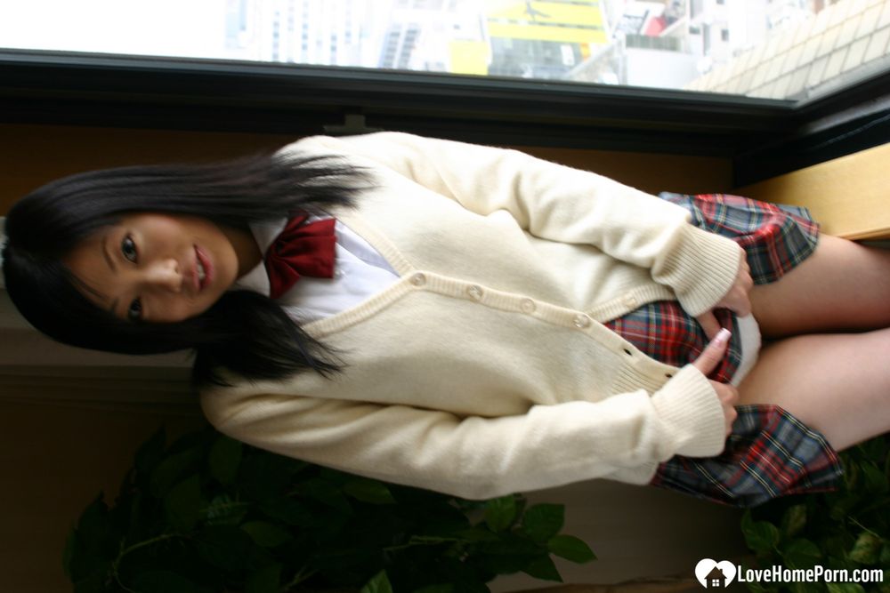 Asian schoolgirl looks for some online exposure #46