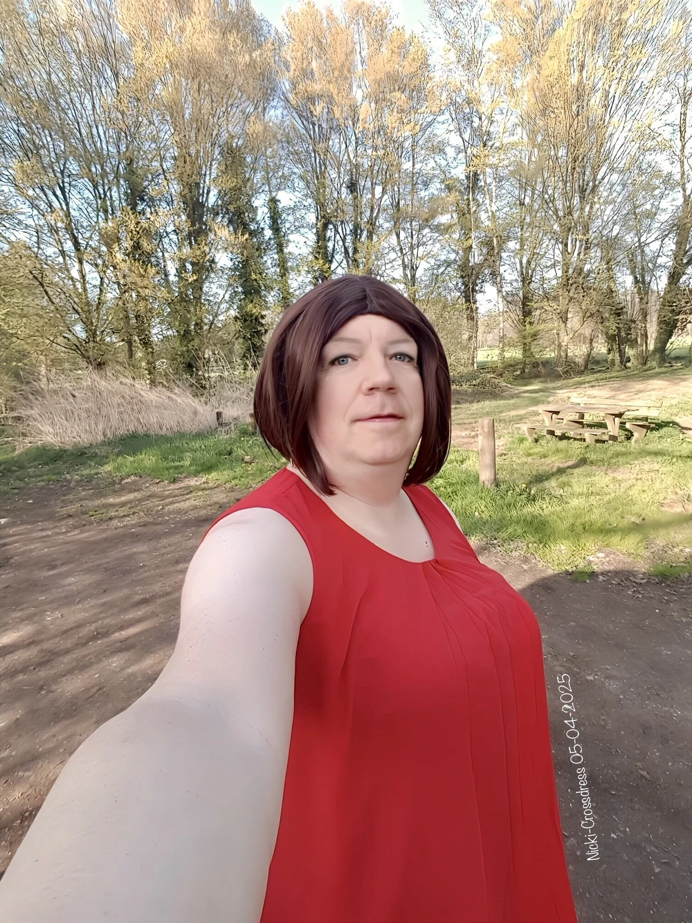 Nicki-Crossdress sexy red Chiffon-Dress Outdoor  #2