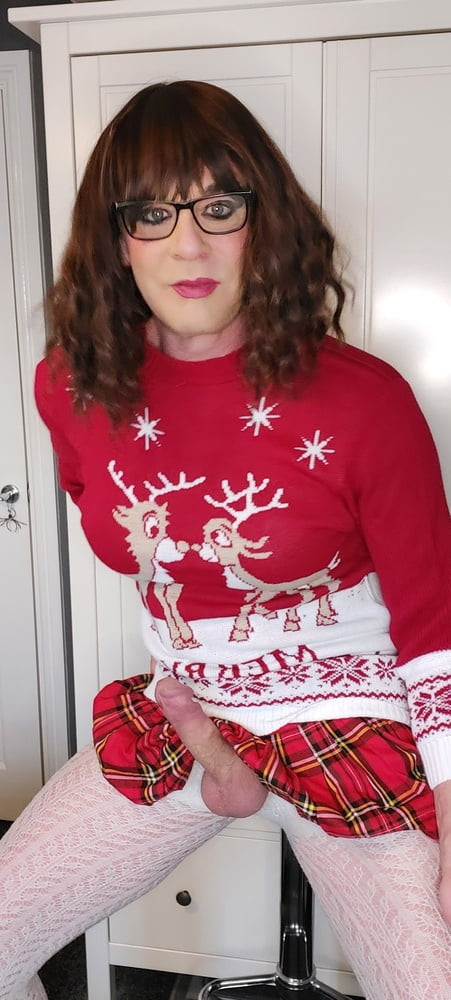 crossdressing juniper beri xmas #34