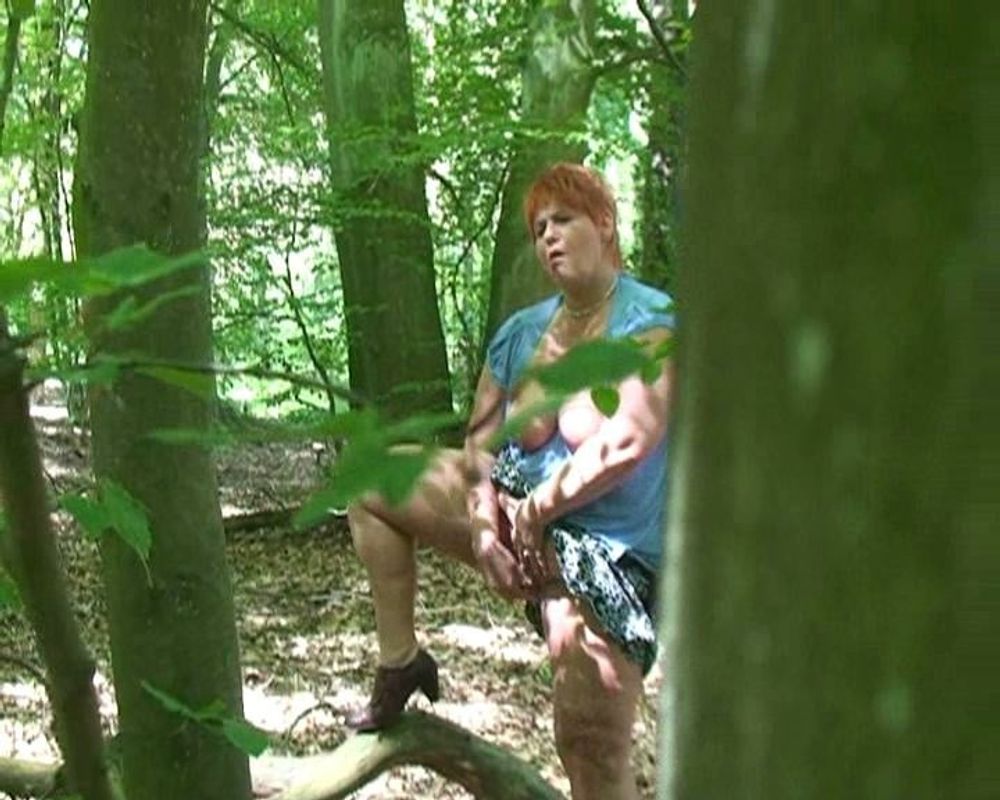 Voyeur - Masturbating In Forest #8