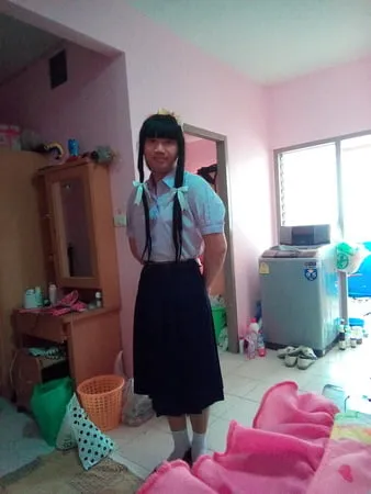 ladyboy student high school ep          