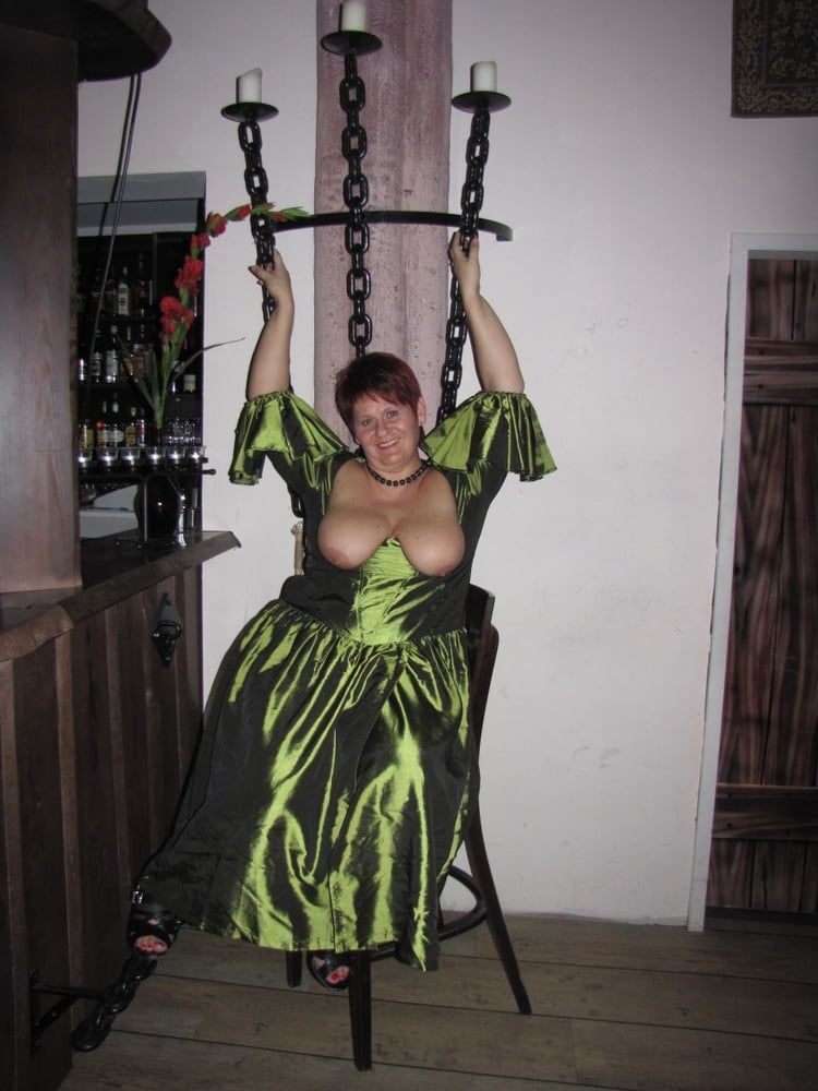 I pose in the green, Cupless Dress #13