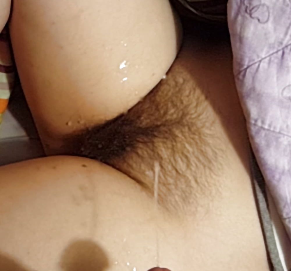 Cumshot On Hairy Pussy  #8