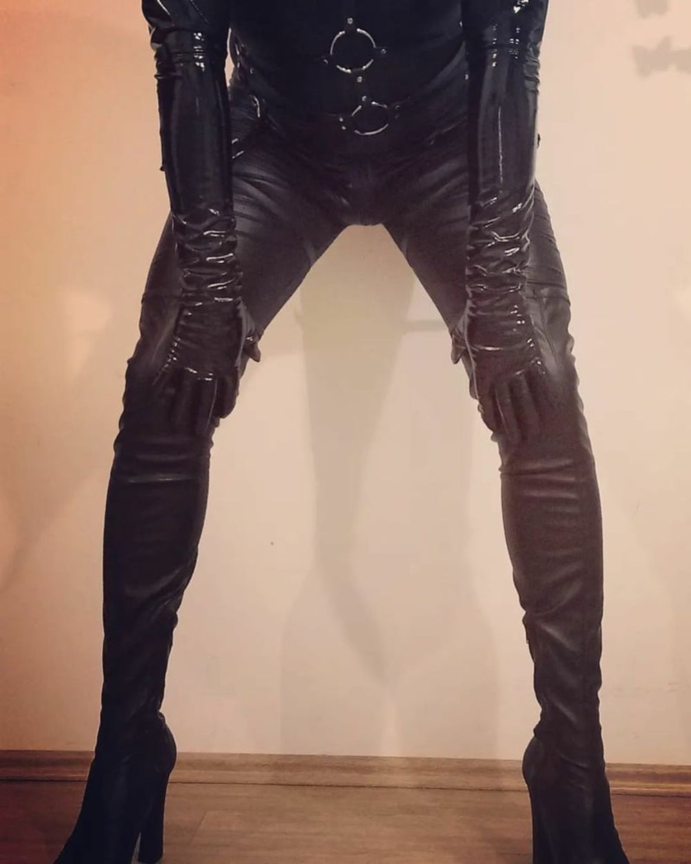 Leather outfits #7