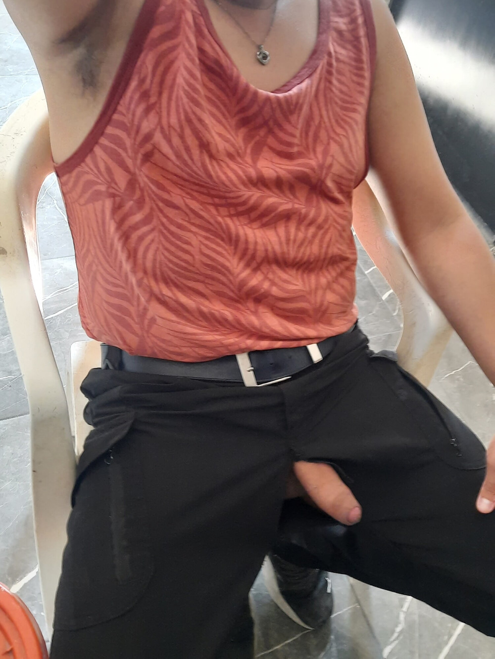 Un hoyo en mis pantalones.