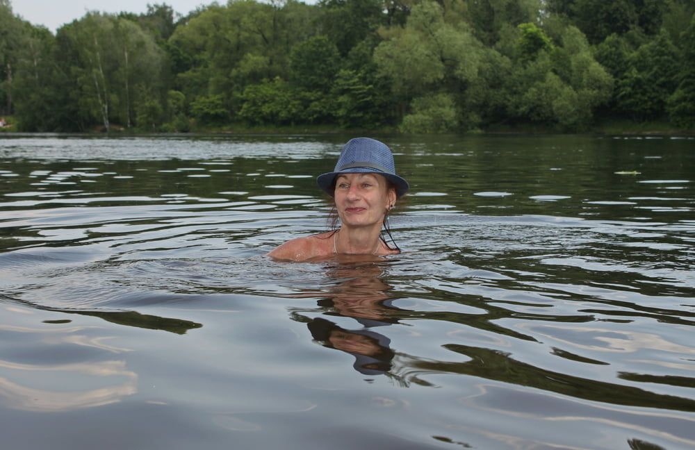 Bathing in Timiryazev-pond #13