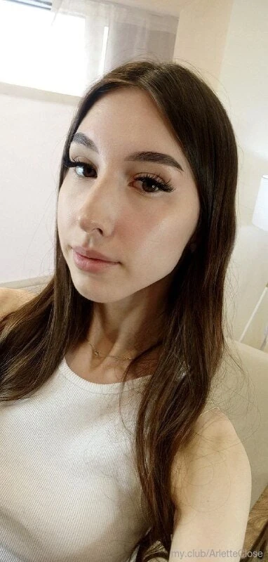 Kiki Free Photos