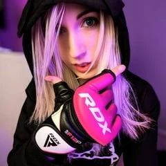 03 Punching Plu
