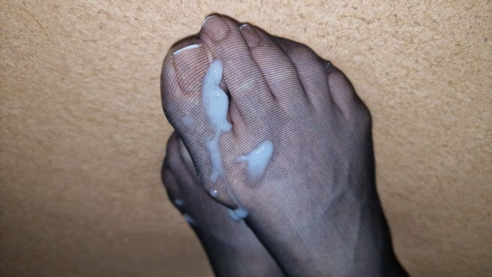 Semen on wife&#039;s feet all the time #8