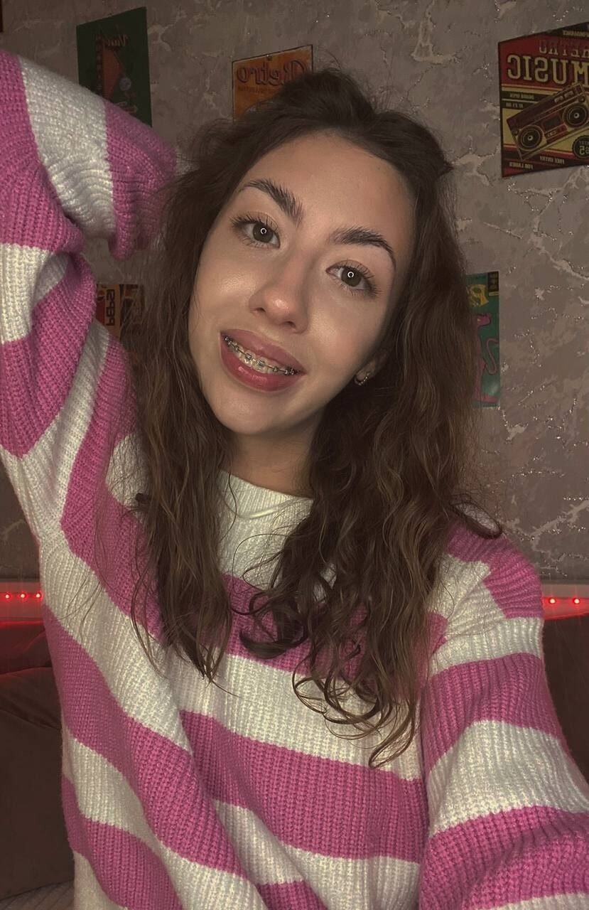 Emma Free Photos #38