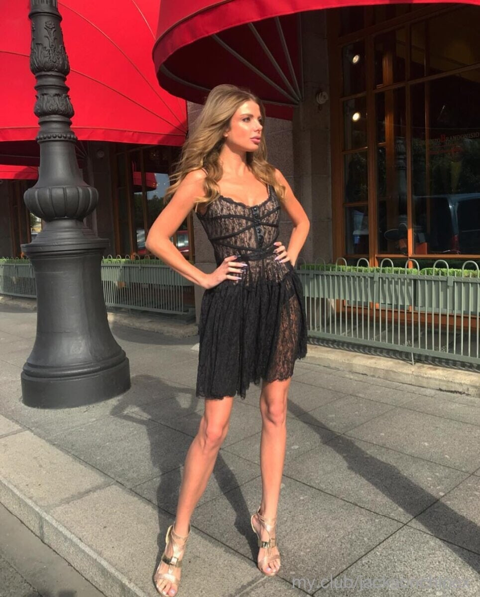 Chloe Free Photos #38