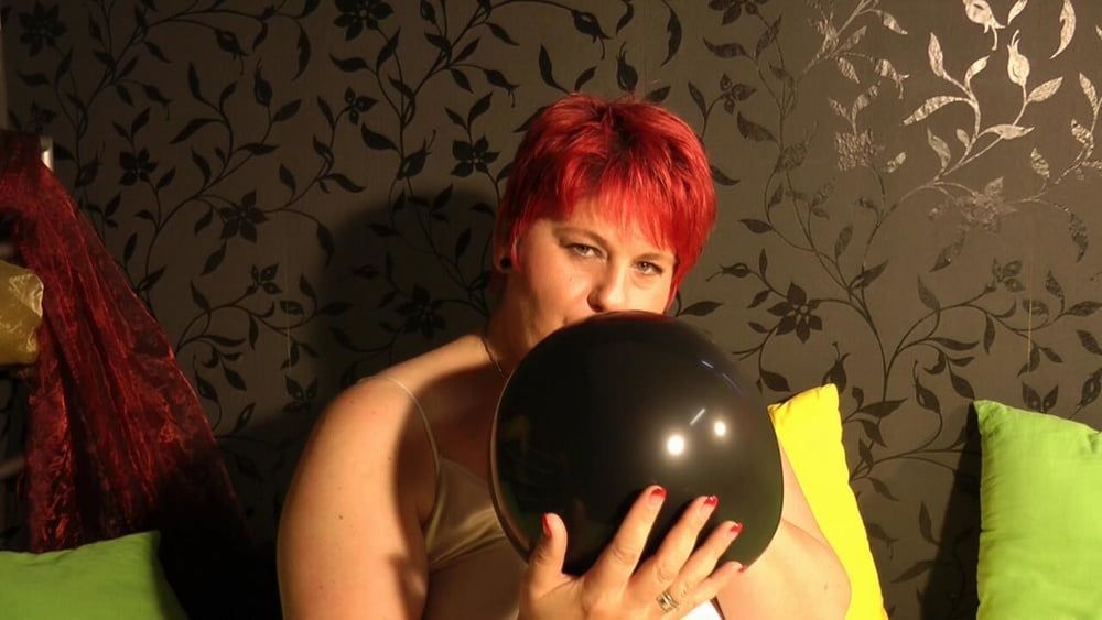 Black Balloon, golden heels, red fingernails #7