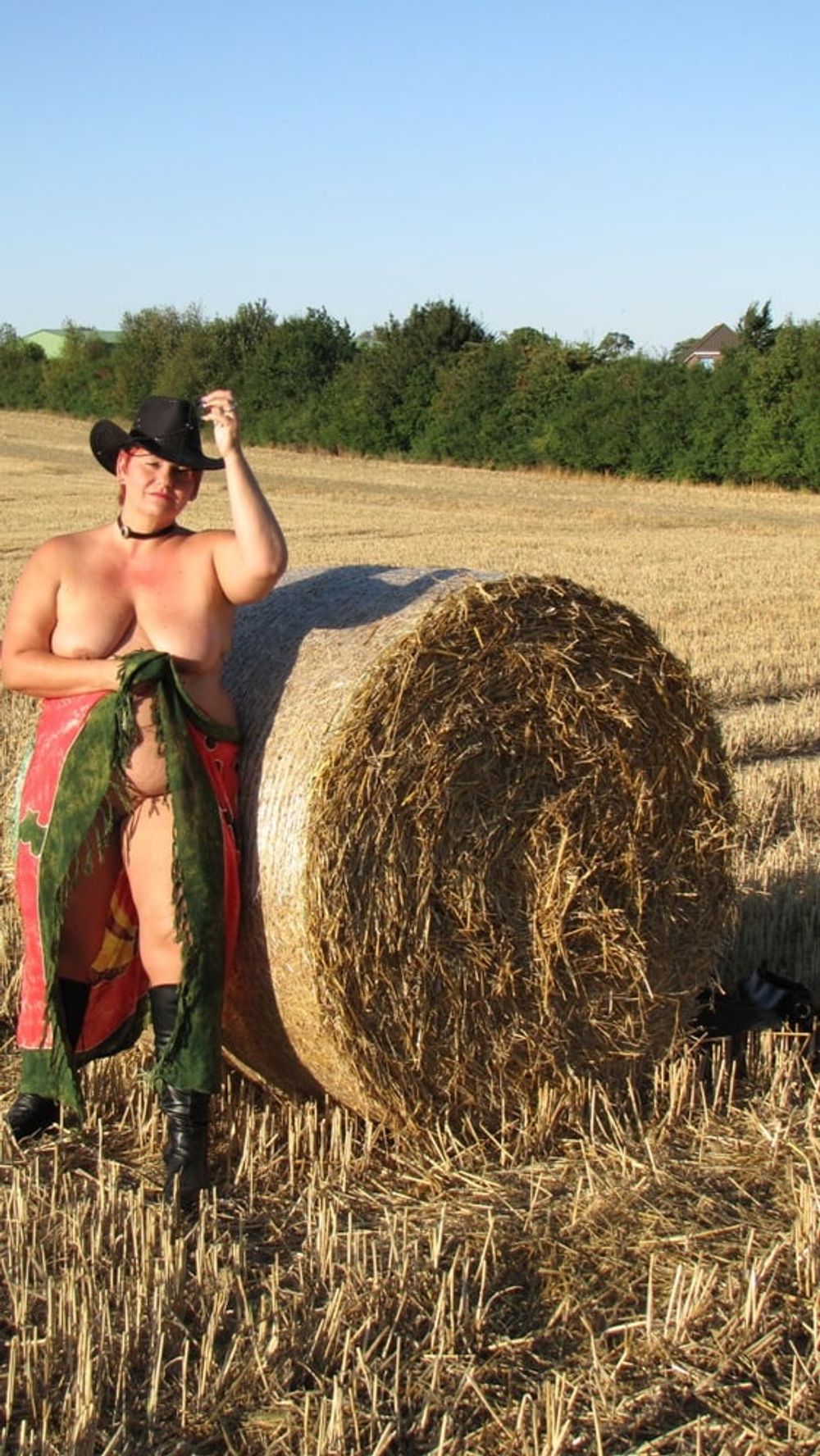 Anna naked on straw bales ... #10