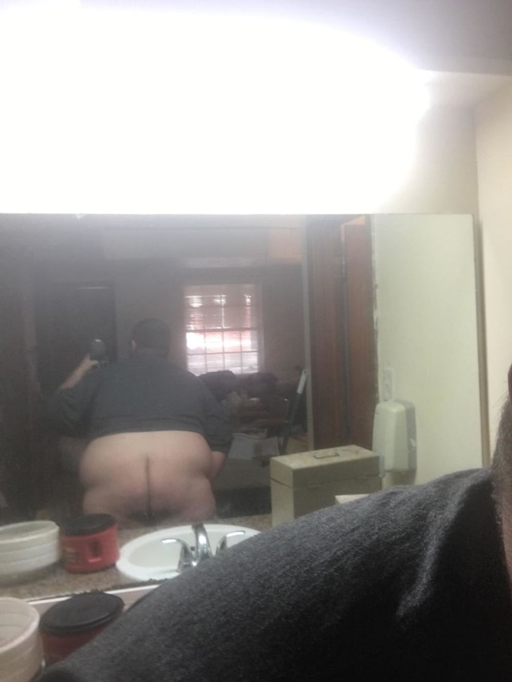 More pics of my fat ass #2