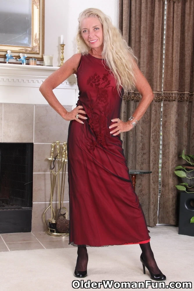 Dressed to undressed from OlderWomanFun #21