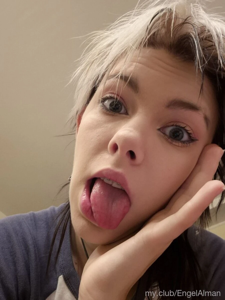 Lilian Free Photos #2