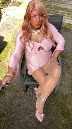 sexy crossdresser kellycd     in pink sparkly dress heels         