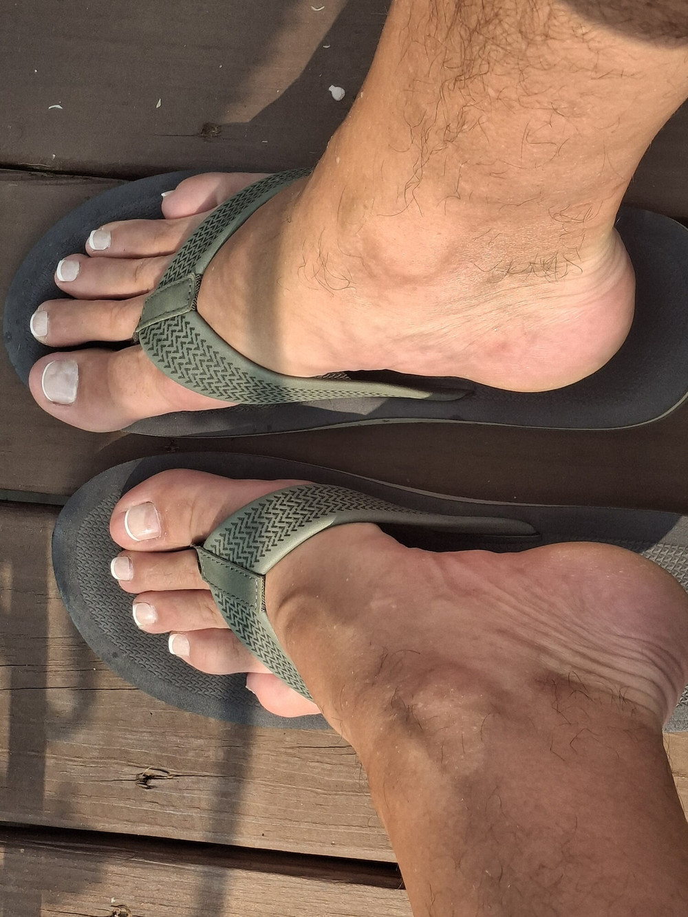 Flip flop feet and French pedicure #9