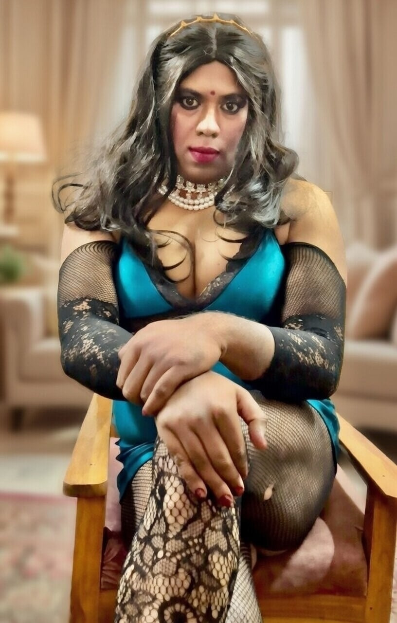 Verronika Desi Trans Model Photo Collection #24