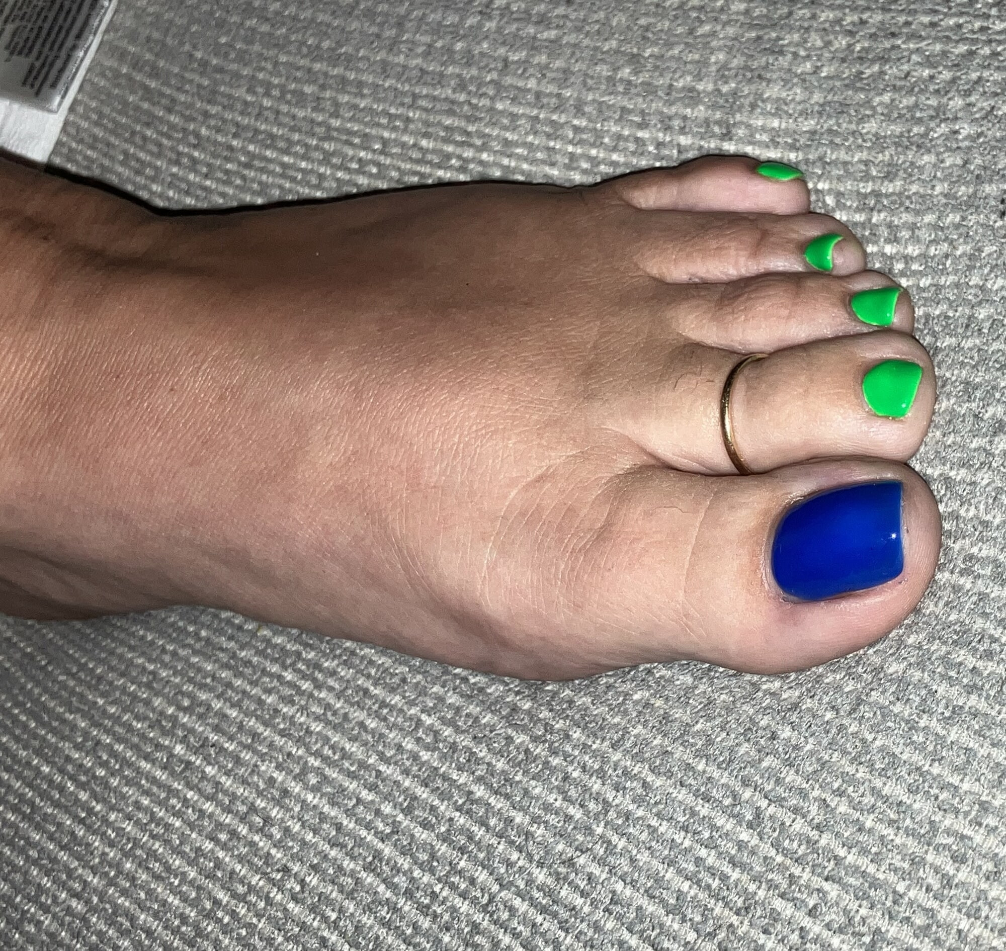 Mani-Pedi