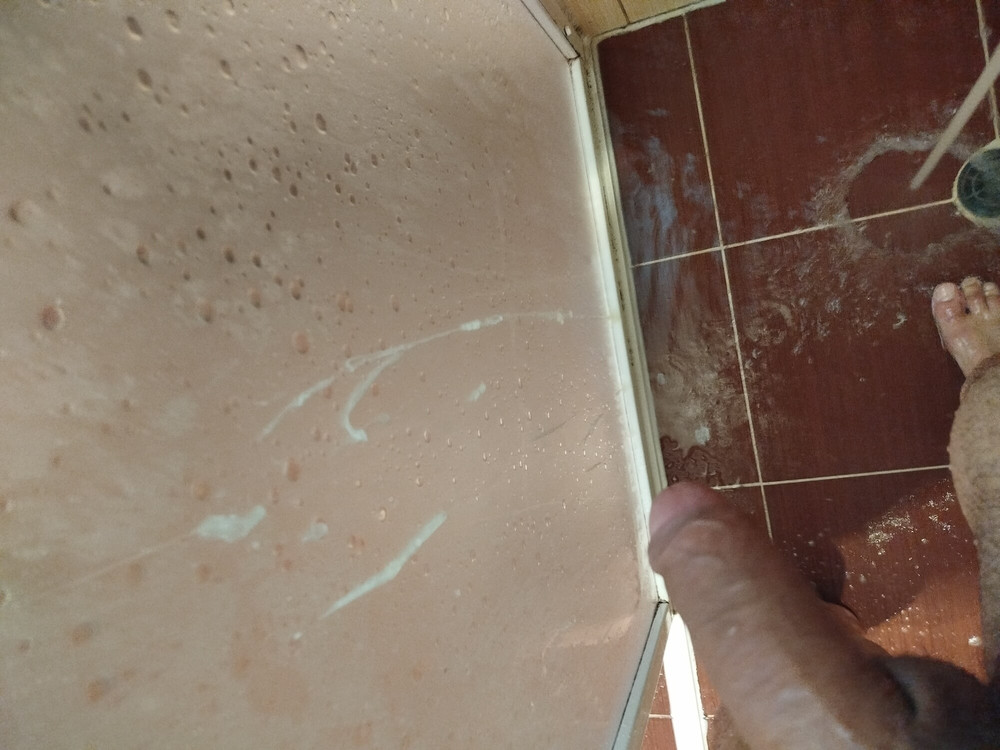 Some special cumshot surprise
