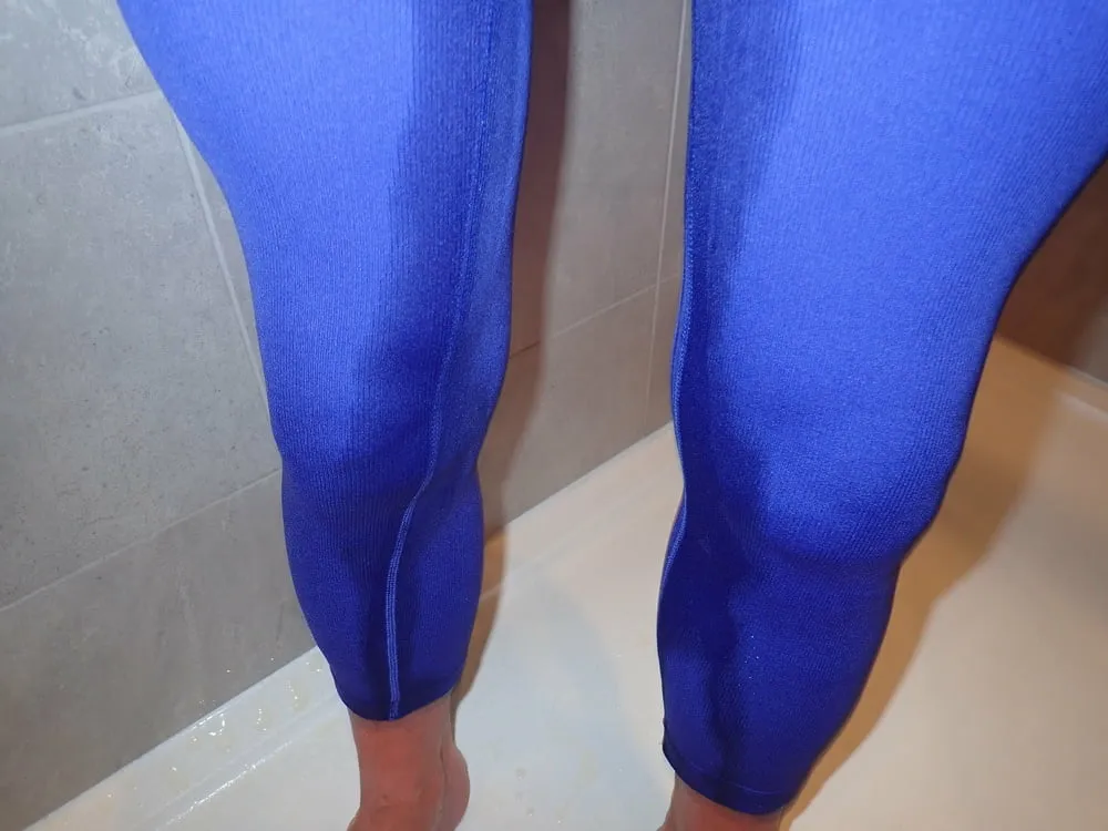 my turquoise leggings after a piss #9