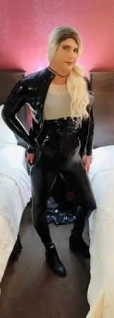 stacy loves latex         