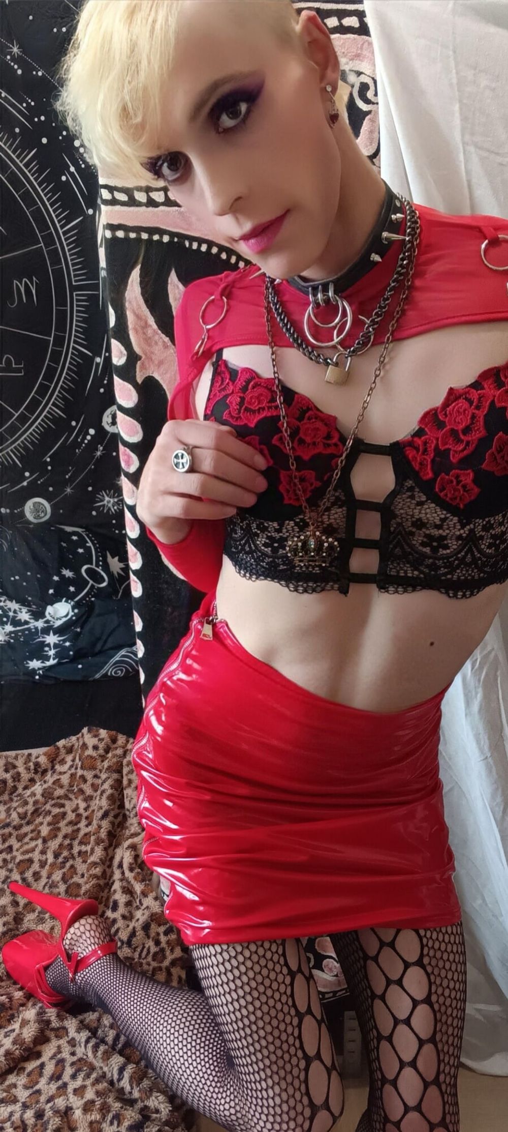 sexy trans in red need a daddy #4