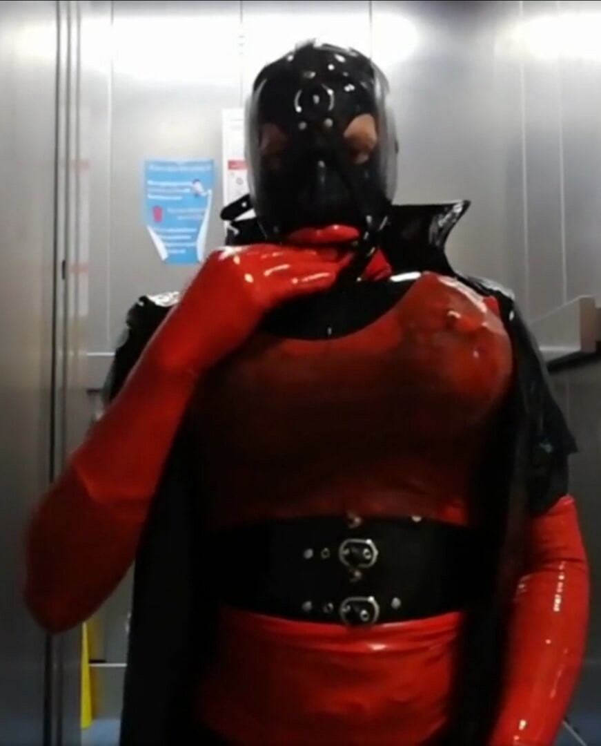Alison in rubber #59