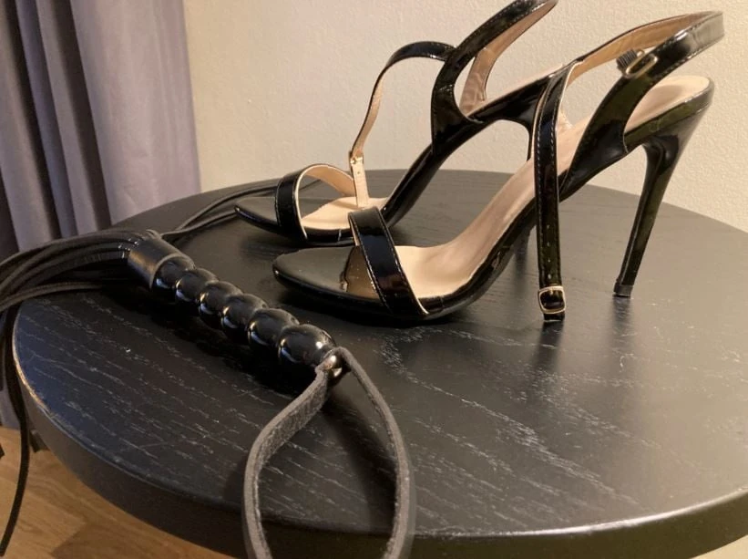 High Heel Sandals and shiny Leggings #6