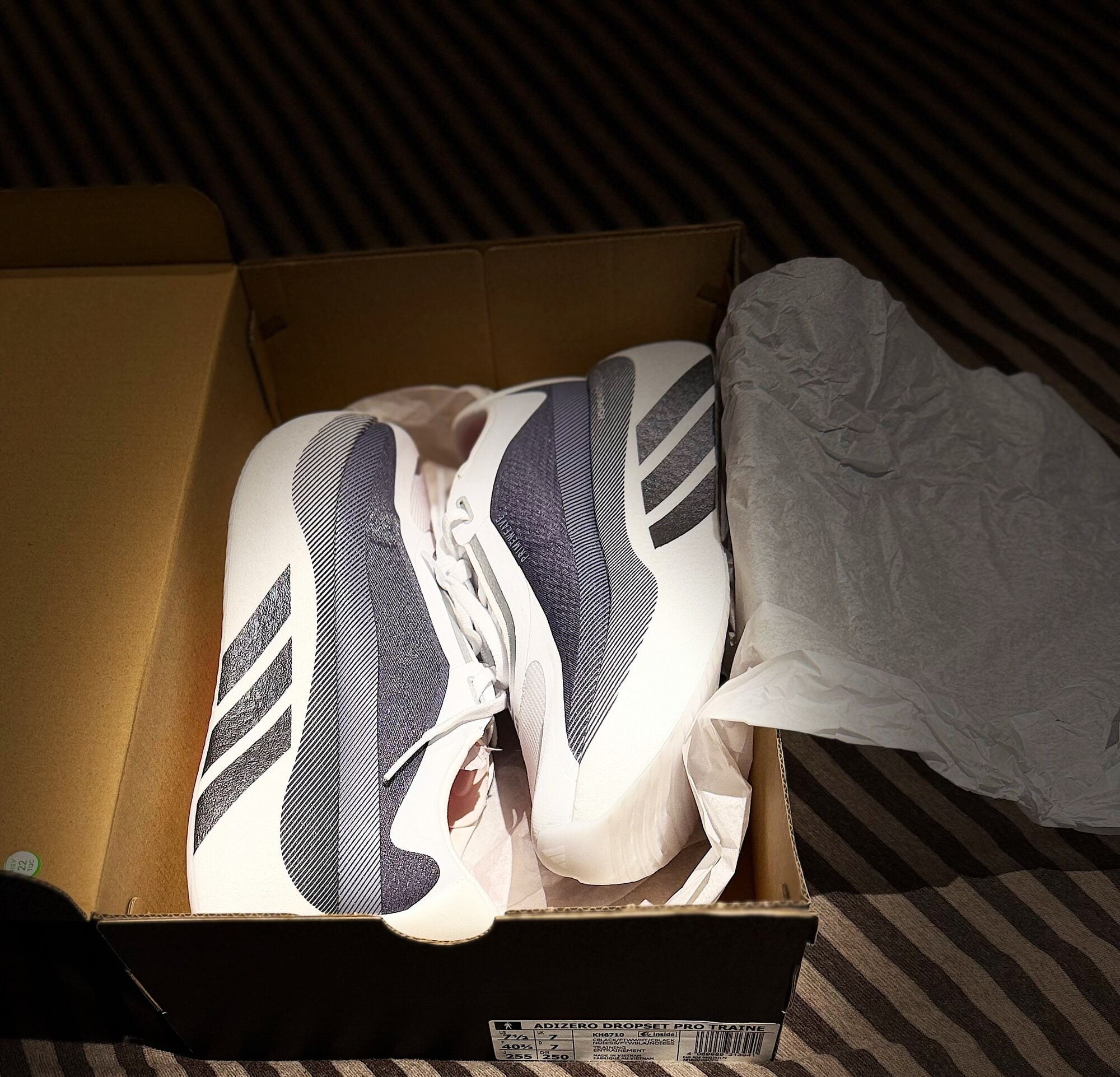 Adidas Hyperboost Edge 2026