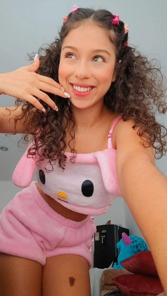www.instagram.com/shara.dreams FOLLOW ME