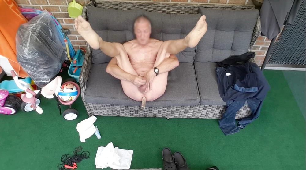 outdoor exhibitionist sexshow with dildo assfucking cumshot #4