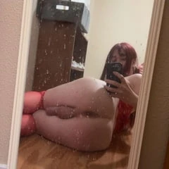 Femboy in heat 