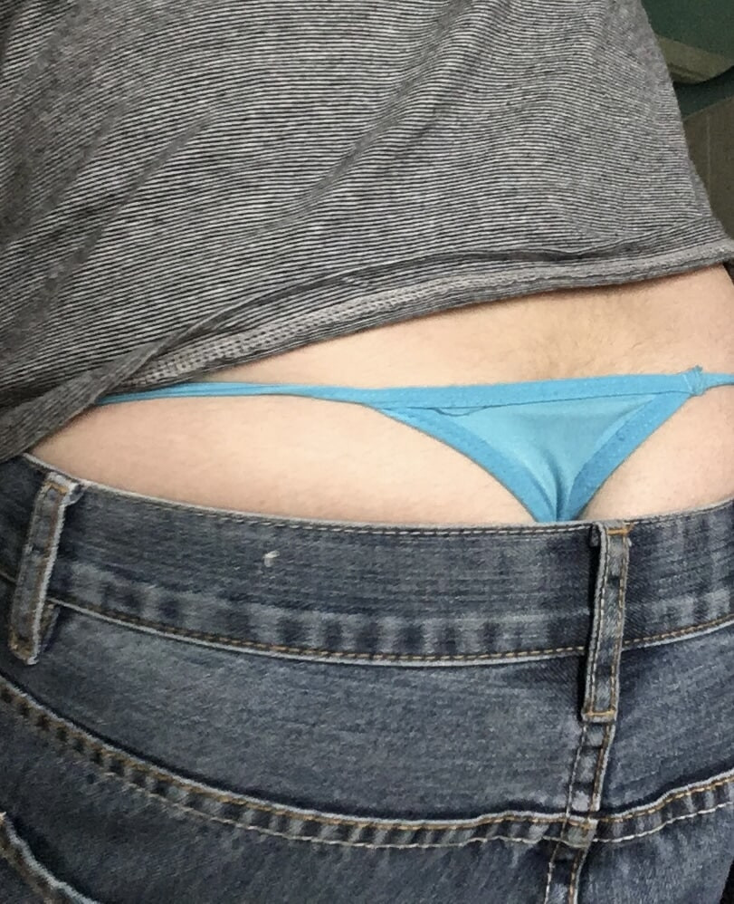Tanga zeigen #10