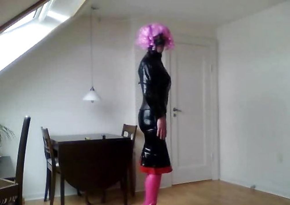 Latex and leather crossdresser #23