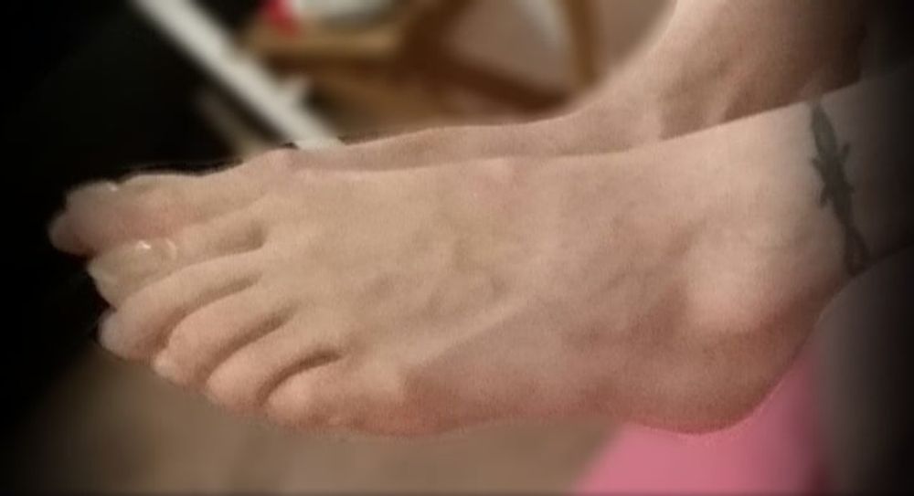 asian ts feet just waking up 2 #10