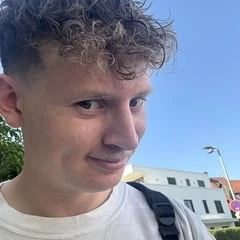 Hi I 