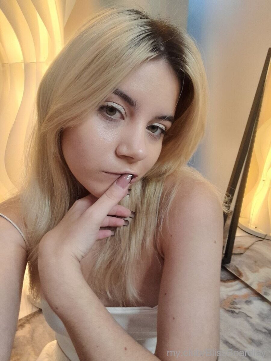 Free Chloe Photos #2