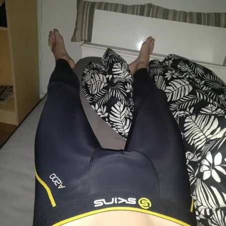 some compression tights         