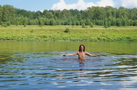 nude playing in volga river         