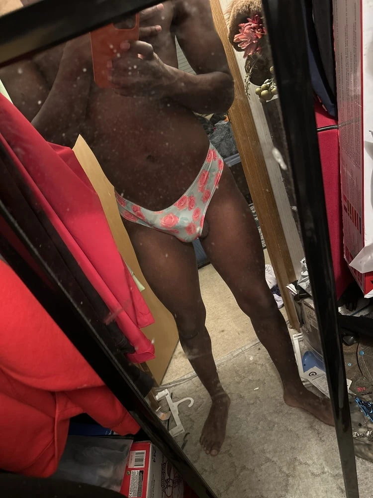 Sissy Taylor panties  #5